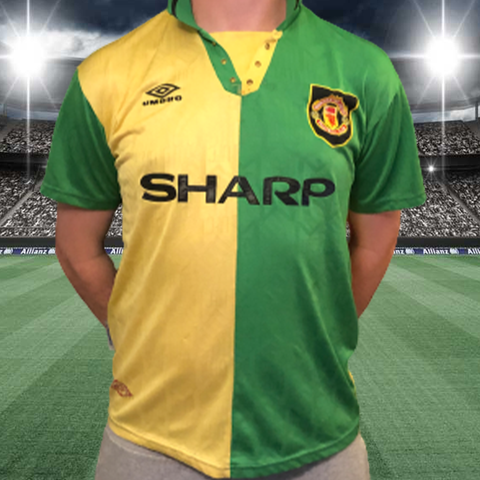 Manchester Utd 1992-94 Away Shirt - Umbro - Cantona 7 - M