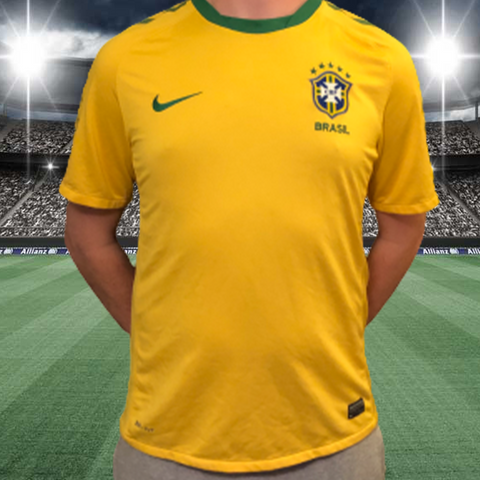 Brazil 2010-11 Home Shirt - Nike - M